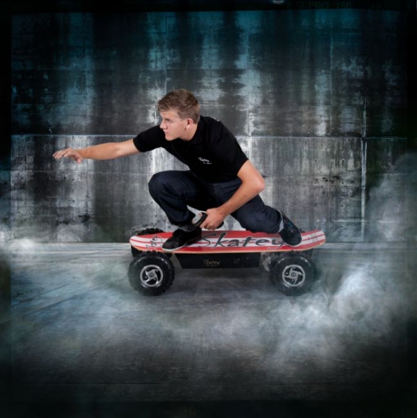 Skatey 800 Red-White